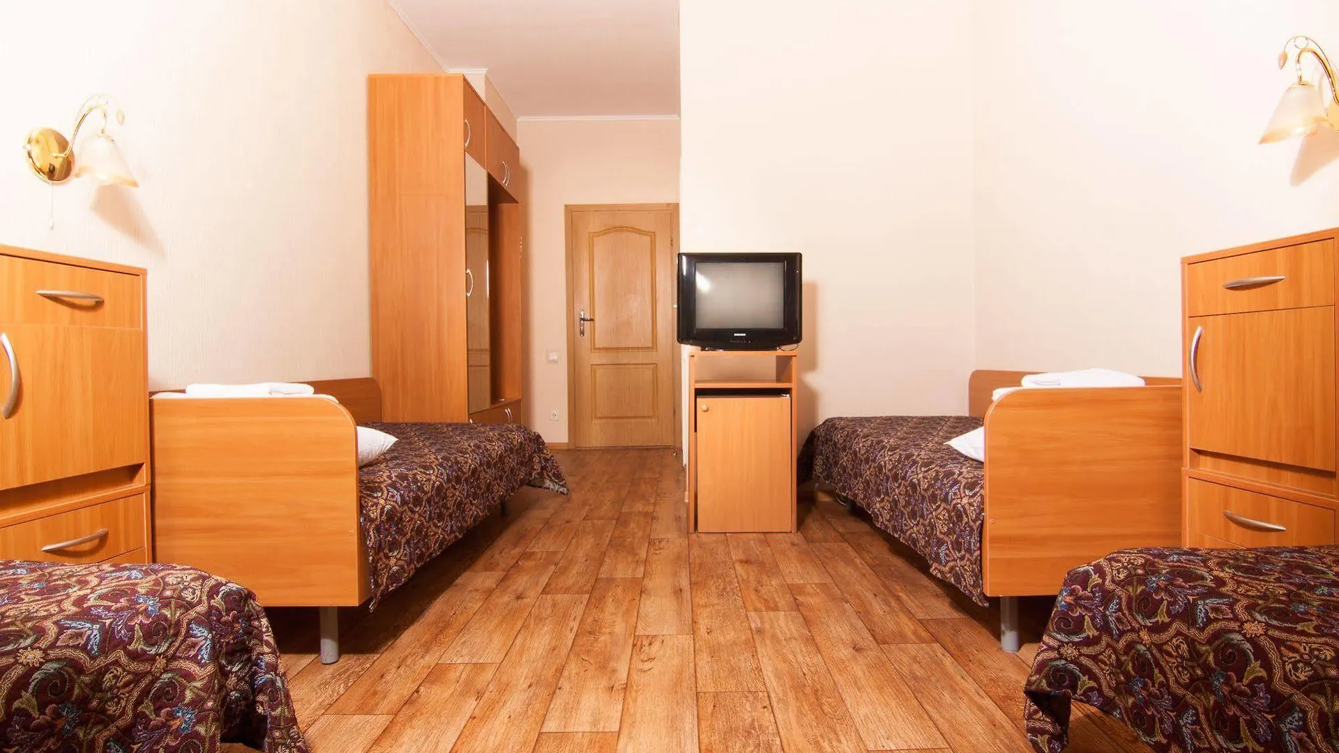 Mini-Hotel On Geroiv Energetykiv Street 18 Kiev Otel